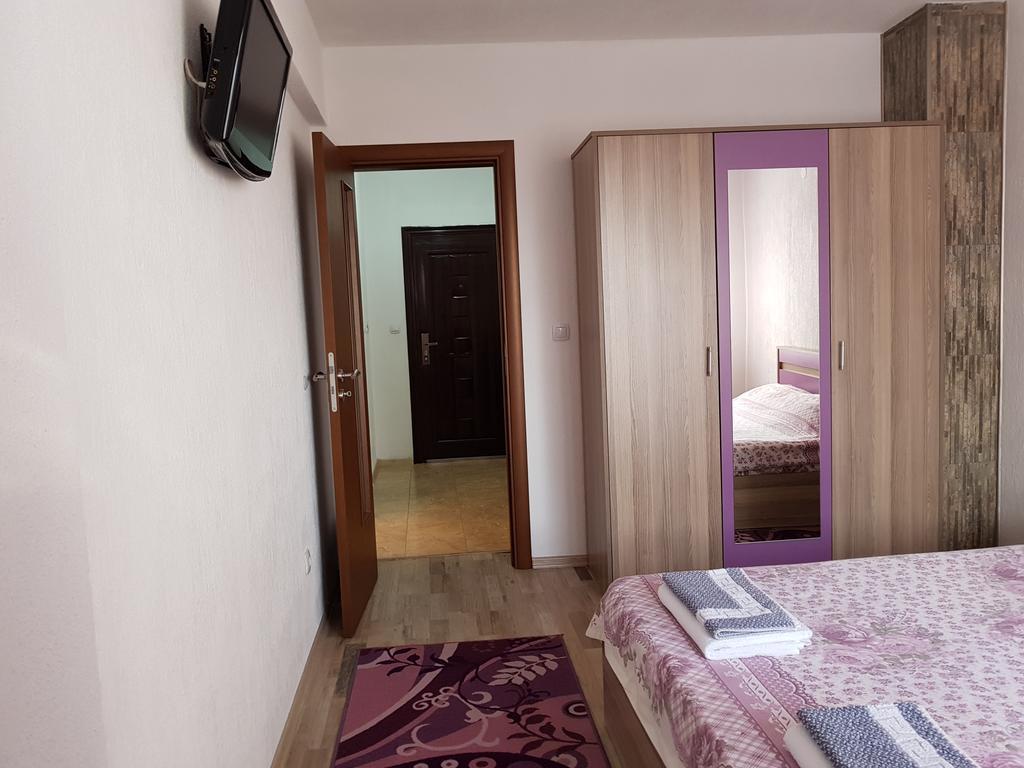 Д И В 1 - D & V 1 Apartment Sandanski Exterior photo