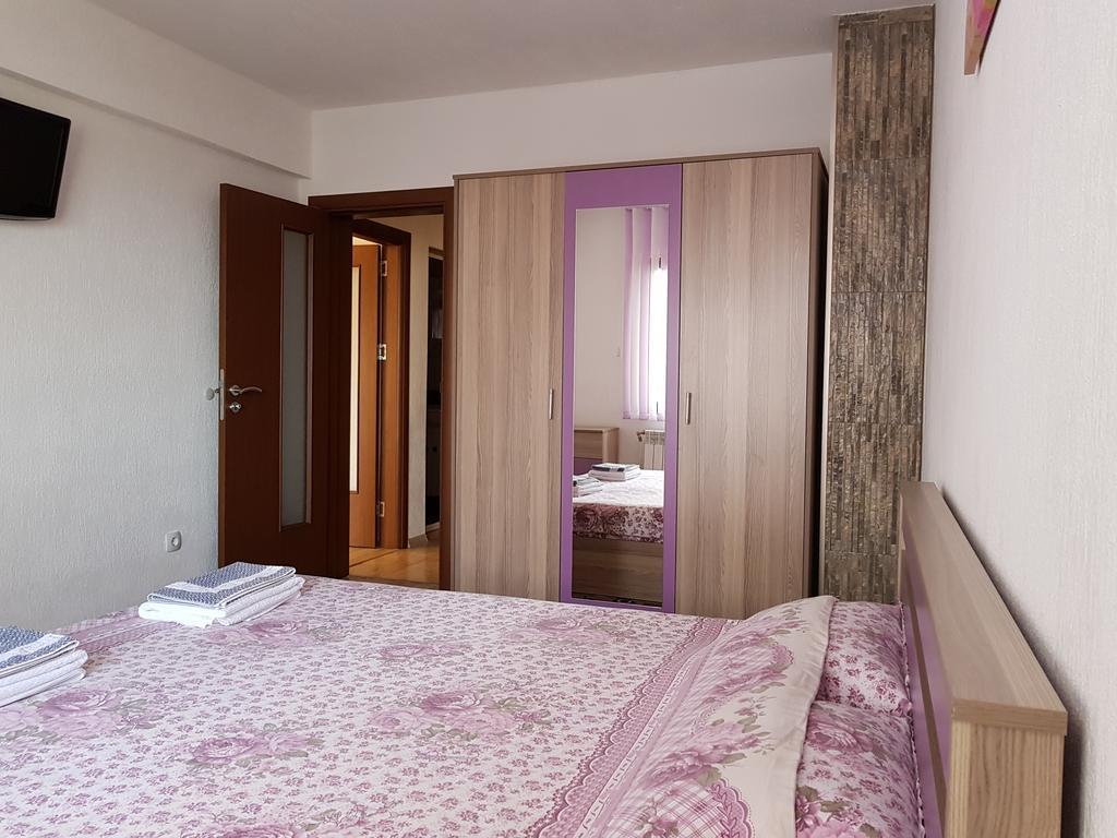 Д И В 1 - D & V 1 Apartment Sandanski Exterior photo